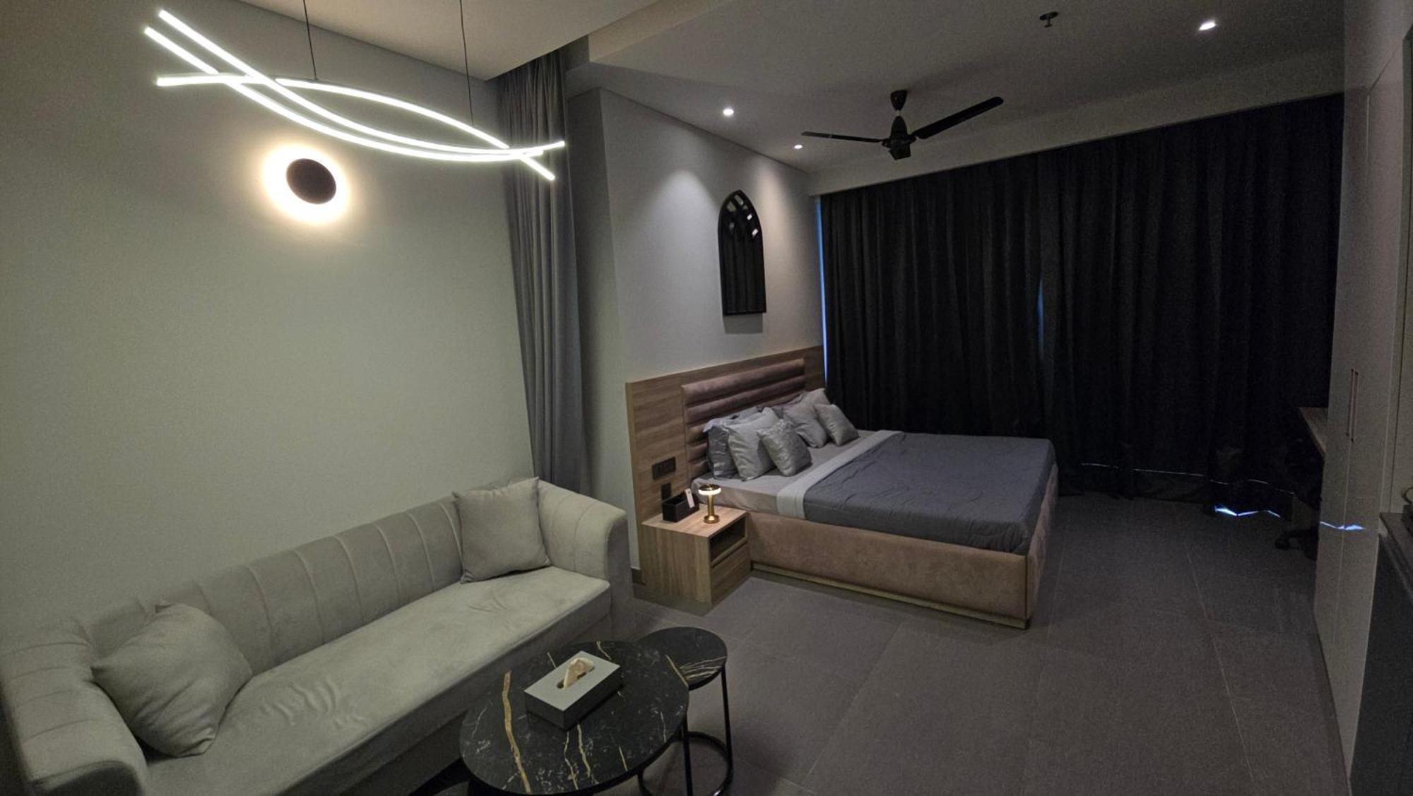 Hotel The Luxe Living Noida Exterior foto